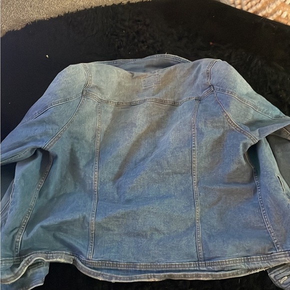 Jean jacket - Picture 3 of 3